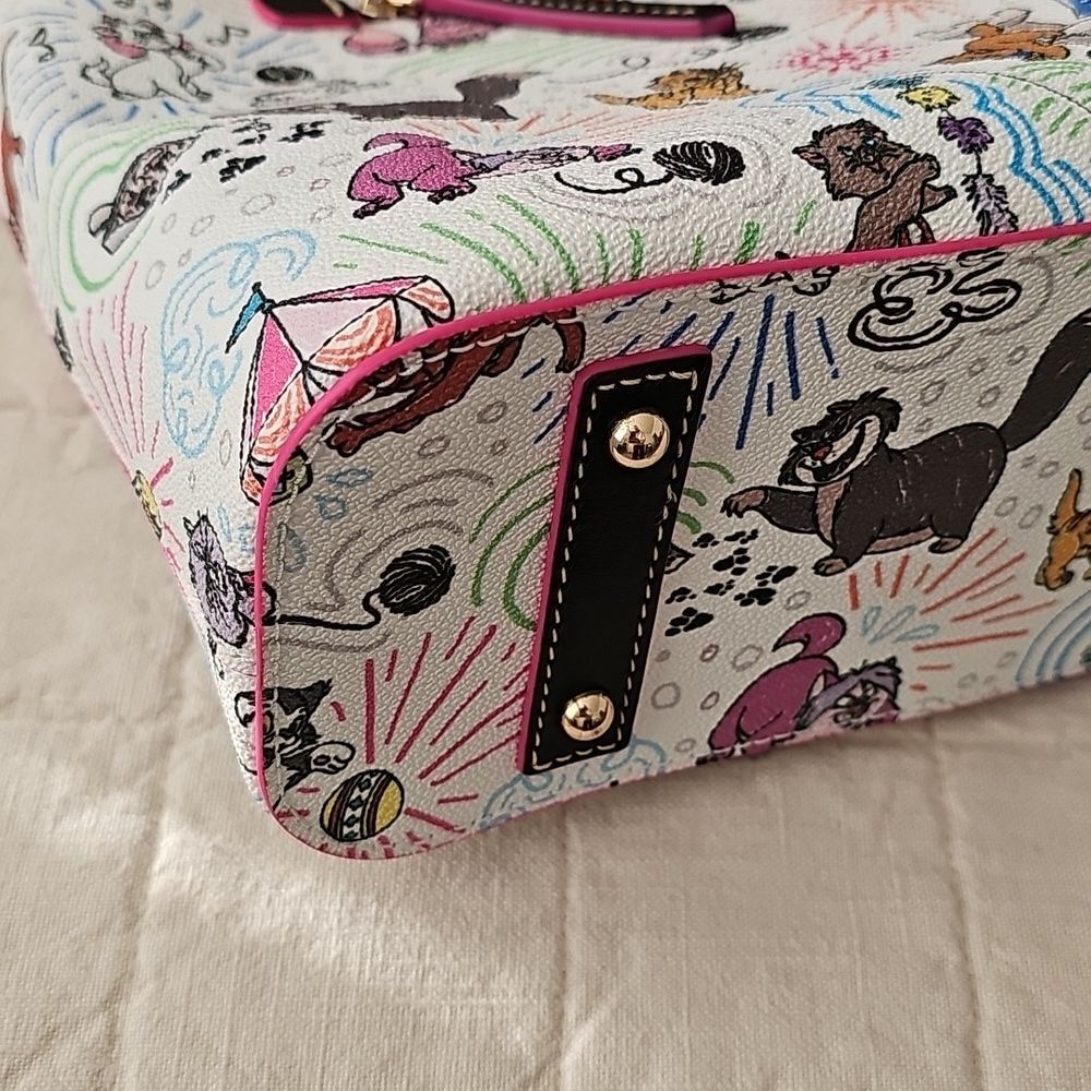 Disney Dooney & Bourke Cats Tote - Picture 4 of 9